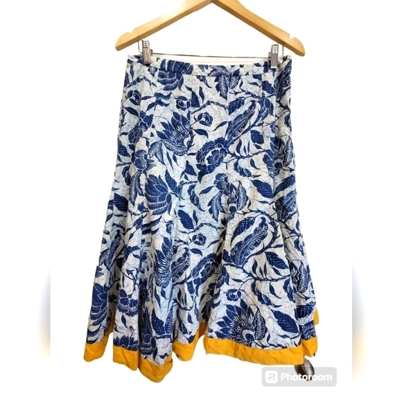 Size 8 100% Cotton Paisley Navy Blue Gold Flared Midi Skirt - Picture 1 of 6